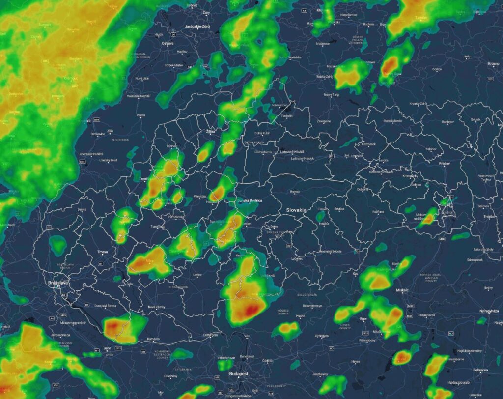 LiveBlog: dnes na Slovensku čakajte BÚRKY. Tie budú aj intenzívne LiveBlog: dnes na Slovensku čakajte BÚRKY. Tie budú aj intenzívne